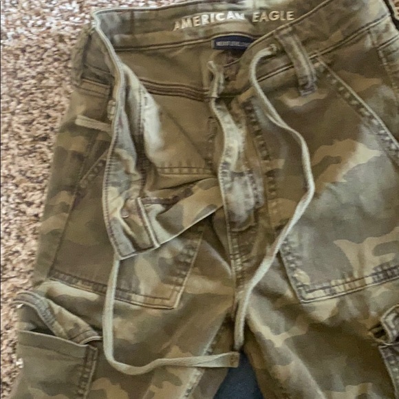 American Eagle highwaist Capri & 7-4mankind Jeans - Picture 5 of 6